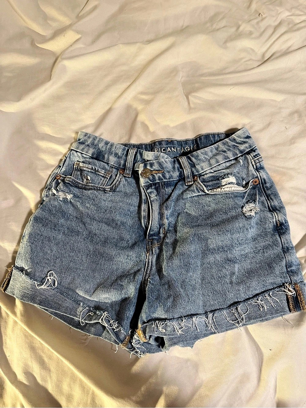 American Eagle Distressed Denim Jean Shorts Size 4